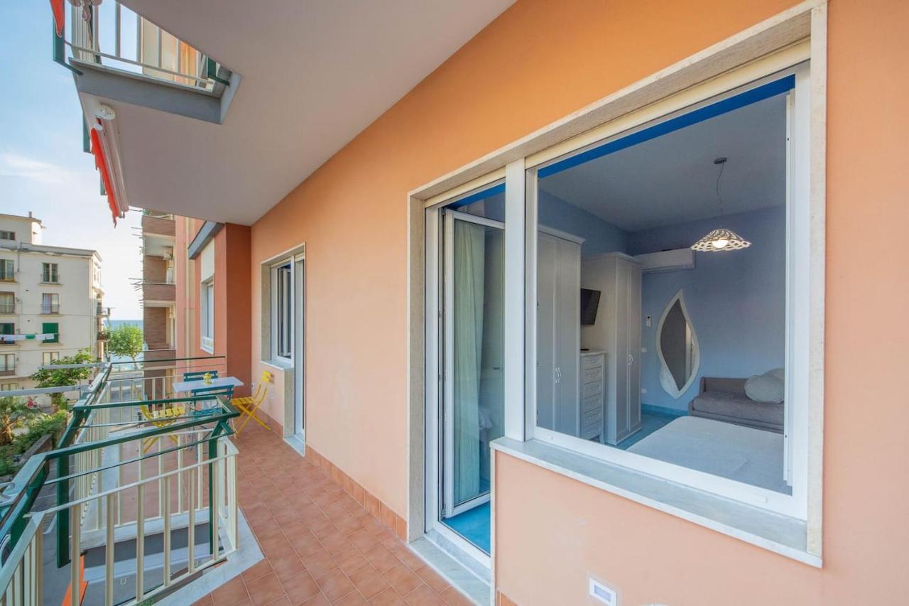 La Casa Del Poeta - Appartamento Positano Maiori Ngoại thất bức ảnh